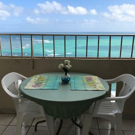 Ocean Front Apartment Luquillo Exterior photo